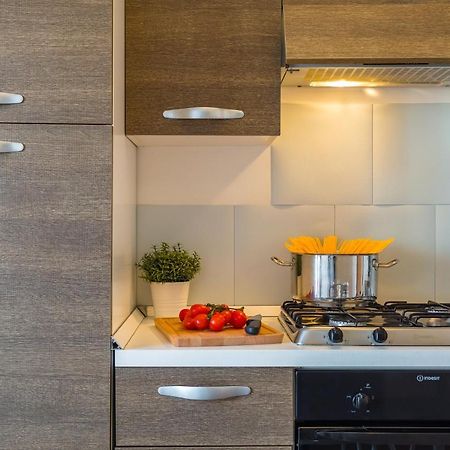 Duomo XI Apartment By Wonderful Italy Неаполь Экстерьер фото