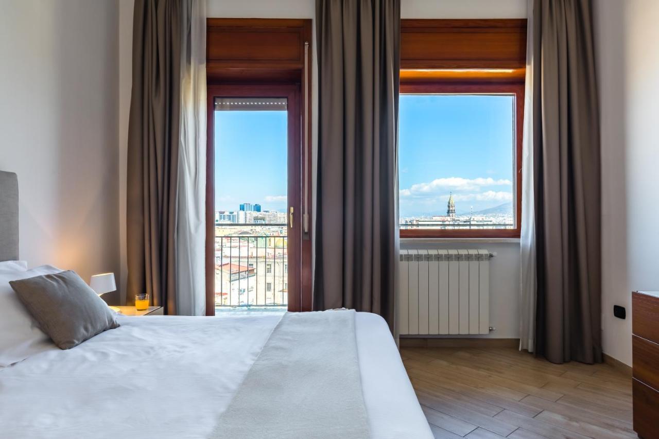 Duomo XI Apartment By Wonderful Italy Неаполь Экстерьер фото